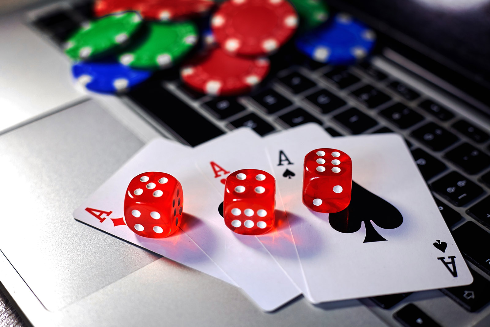 Casino-Cards-On-Laptop.jpg